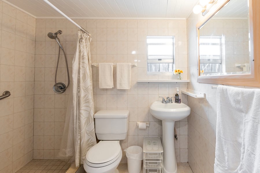 Furnished Finder property 425526_6 photo 12