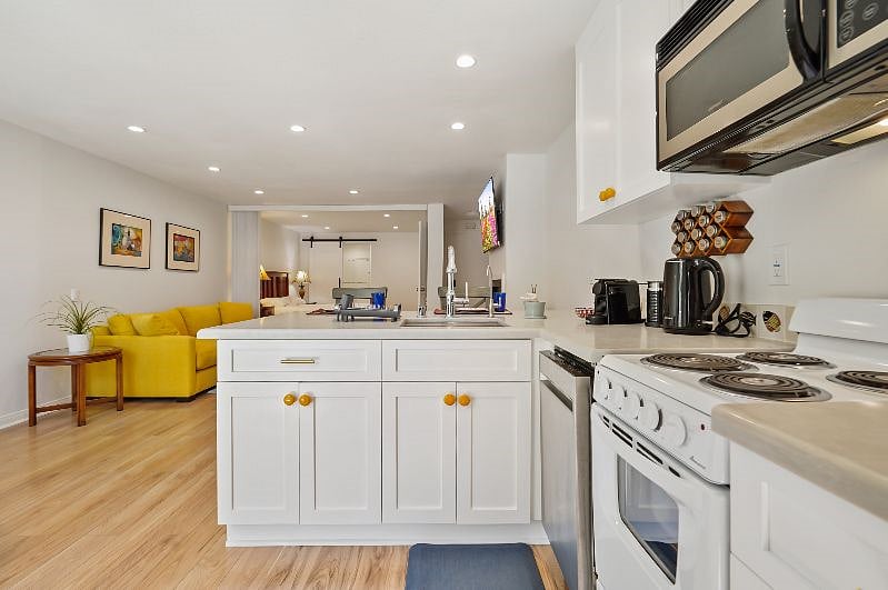 Furnished Finder property 425536_1 photo 12