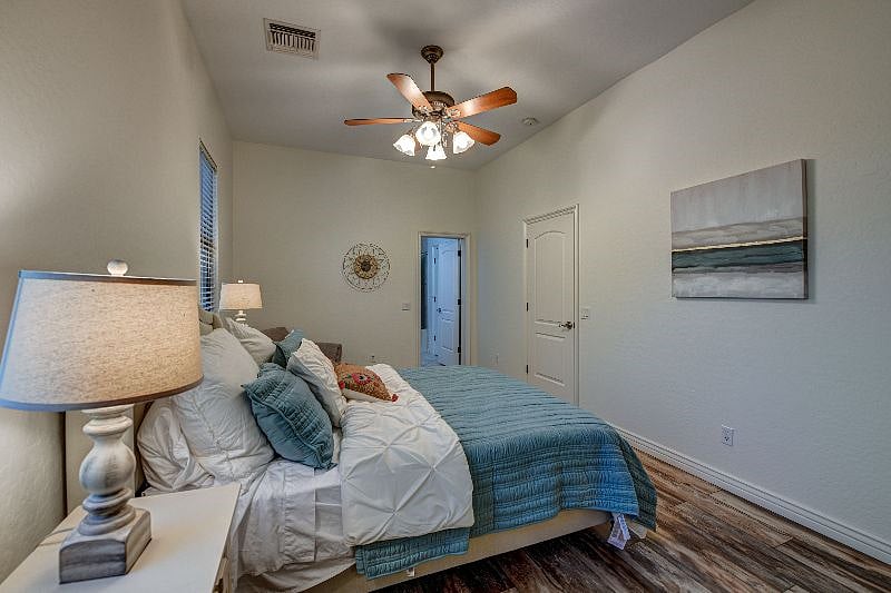 Furnished Finder property 425559_1 photo 11