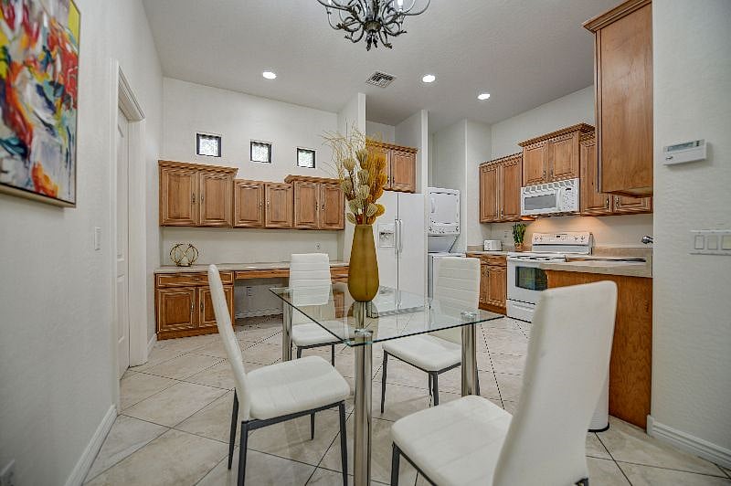 Furnished Finder property 425559_1 photo 10