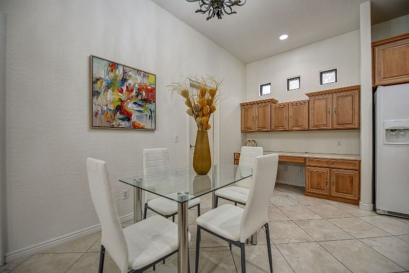 Furnished Finder property 425559_1 photo 9