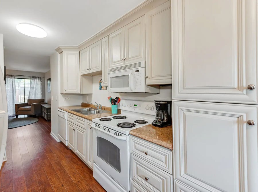 Furnished Finder property 425650_1 photo 4