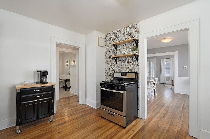 Furnished Finder property 425664_1 photo 12