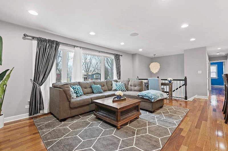 Furnished Finder property 425670_1 photo 3