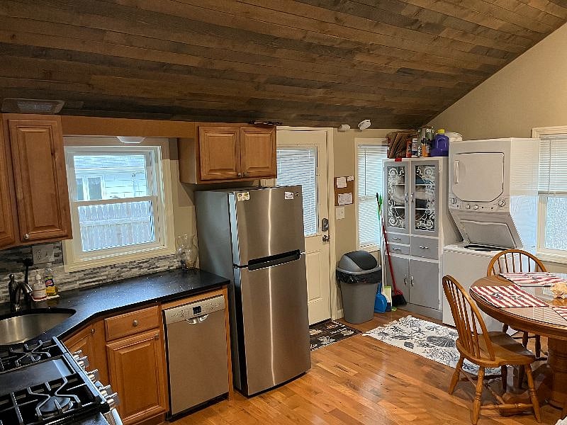 Furnished Finder property 425687_1 photo 8