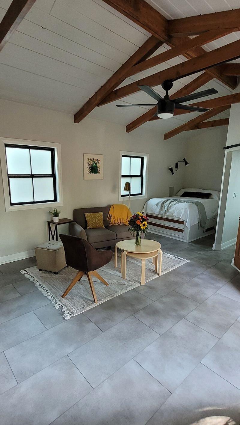 Furnished Finder property 425728_1 photo 3