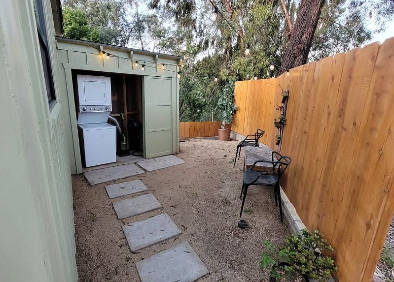 Furnished Finder property 425728_1 photo 26