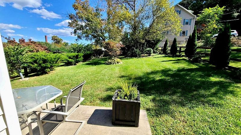 Furnished Finder property 425773_1 photo 18