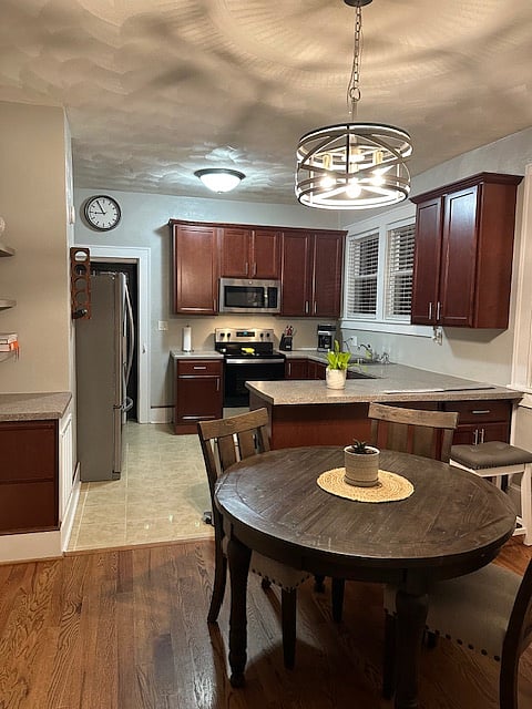 Furnished Finder property 425773_1 photo 10
