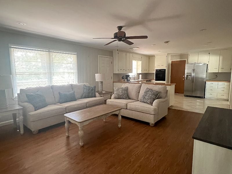 Furnished Finder property 425803_1 photo 7