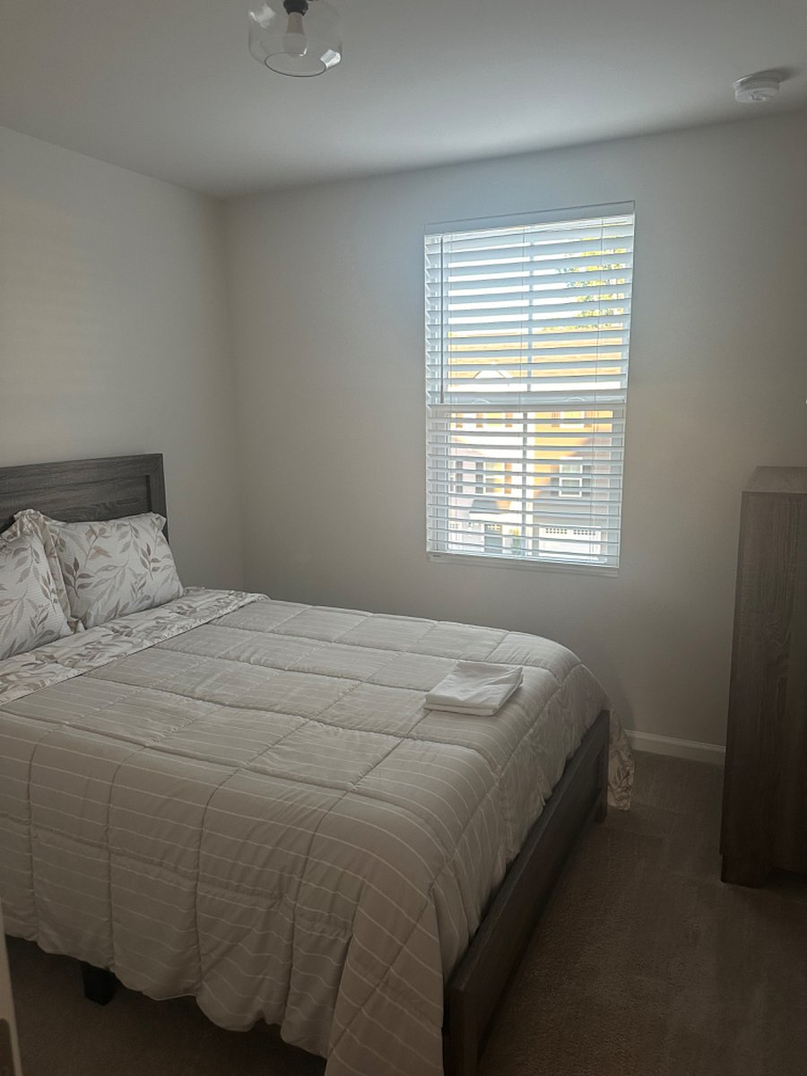 Furnished Finder property 425804_1 photo 7