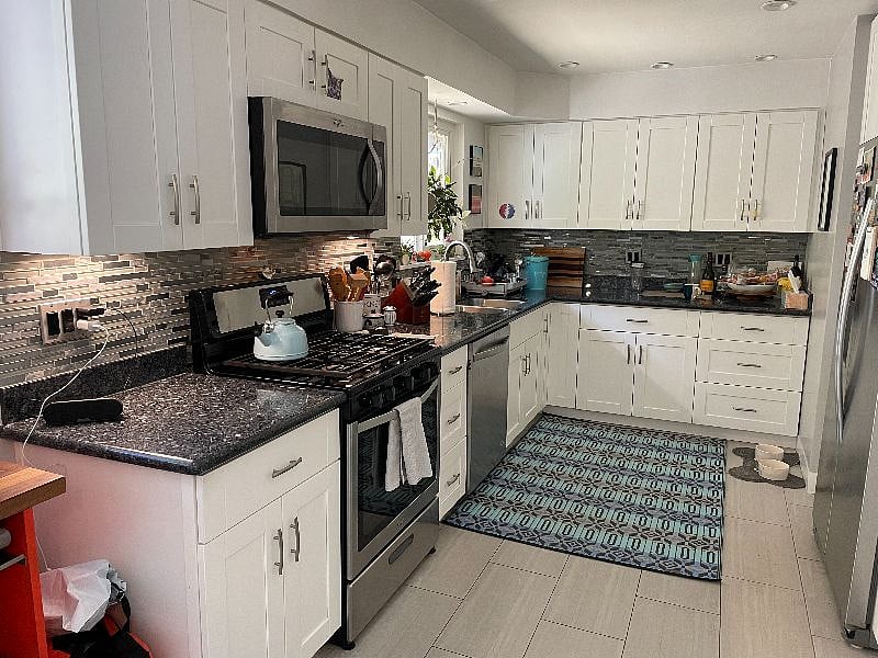 Furnished Finder property 425808_1 photo 3