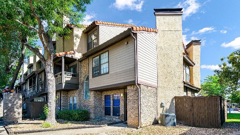 Furnished Finder property 425811_1 photo 15