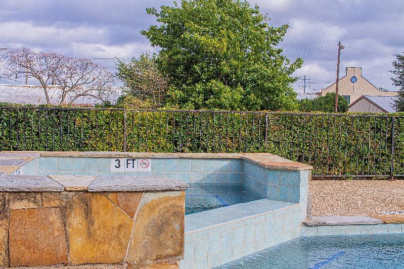Furnished Finder property 425811_1 photo 19
