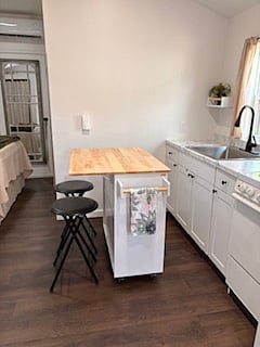 Furnished Finder property 425849_1 photo 7