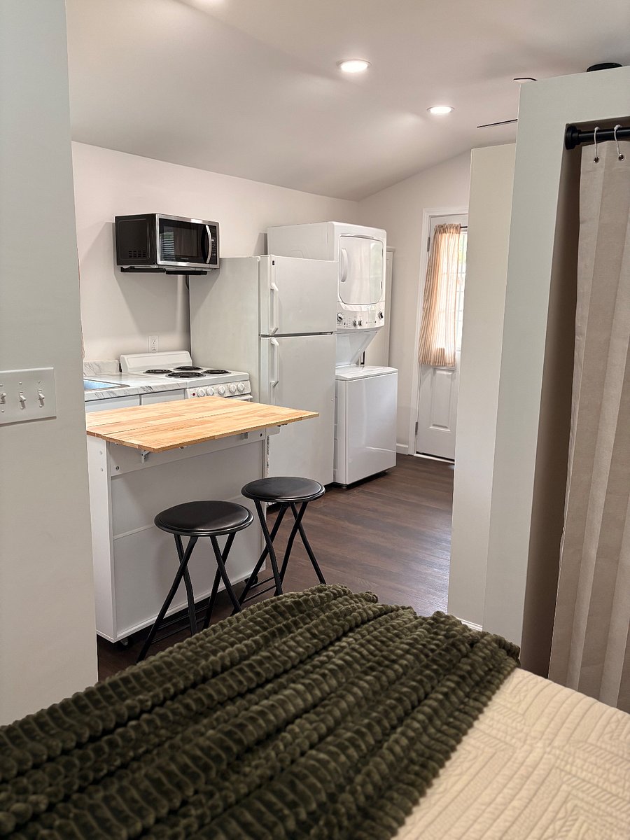 Furnished Finder property 425849_1 photo 8
