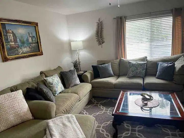 Furnished Finder property 425898_2 photo 4