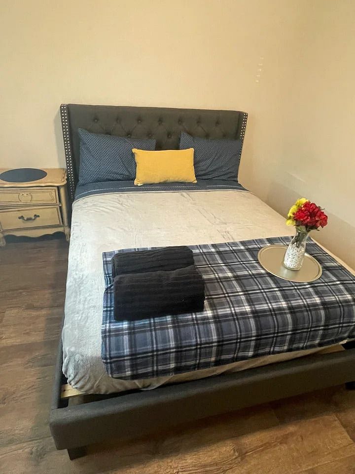 Furnished Finder property 425898_3 photo 9