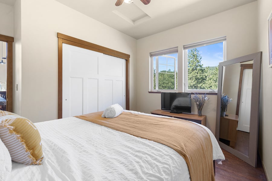 Furnished Finder property 425943_1 photo 8