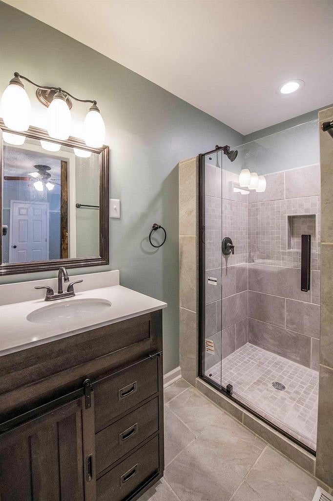 Furnished Finder property 425952_1 photo 9
