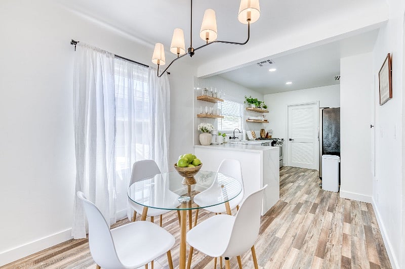 Dining room seats up to four guests