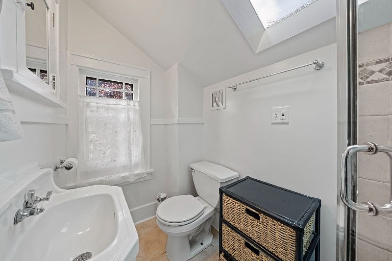 Furnished Finder property 425977_1 photo 24
