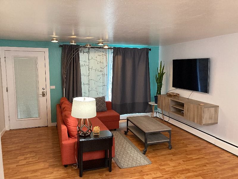 Furnished Finder property 426018_1 photo 2