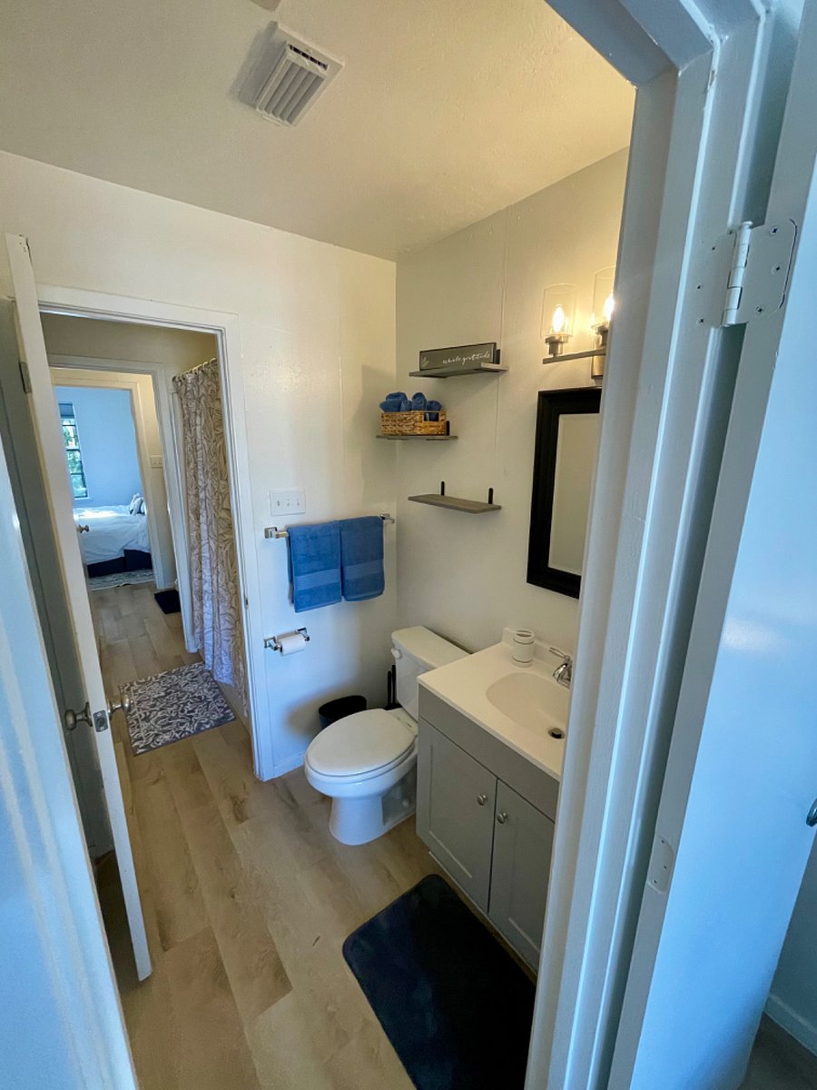 Furnished Finder property 426019_2 photo 10