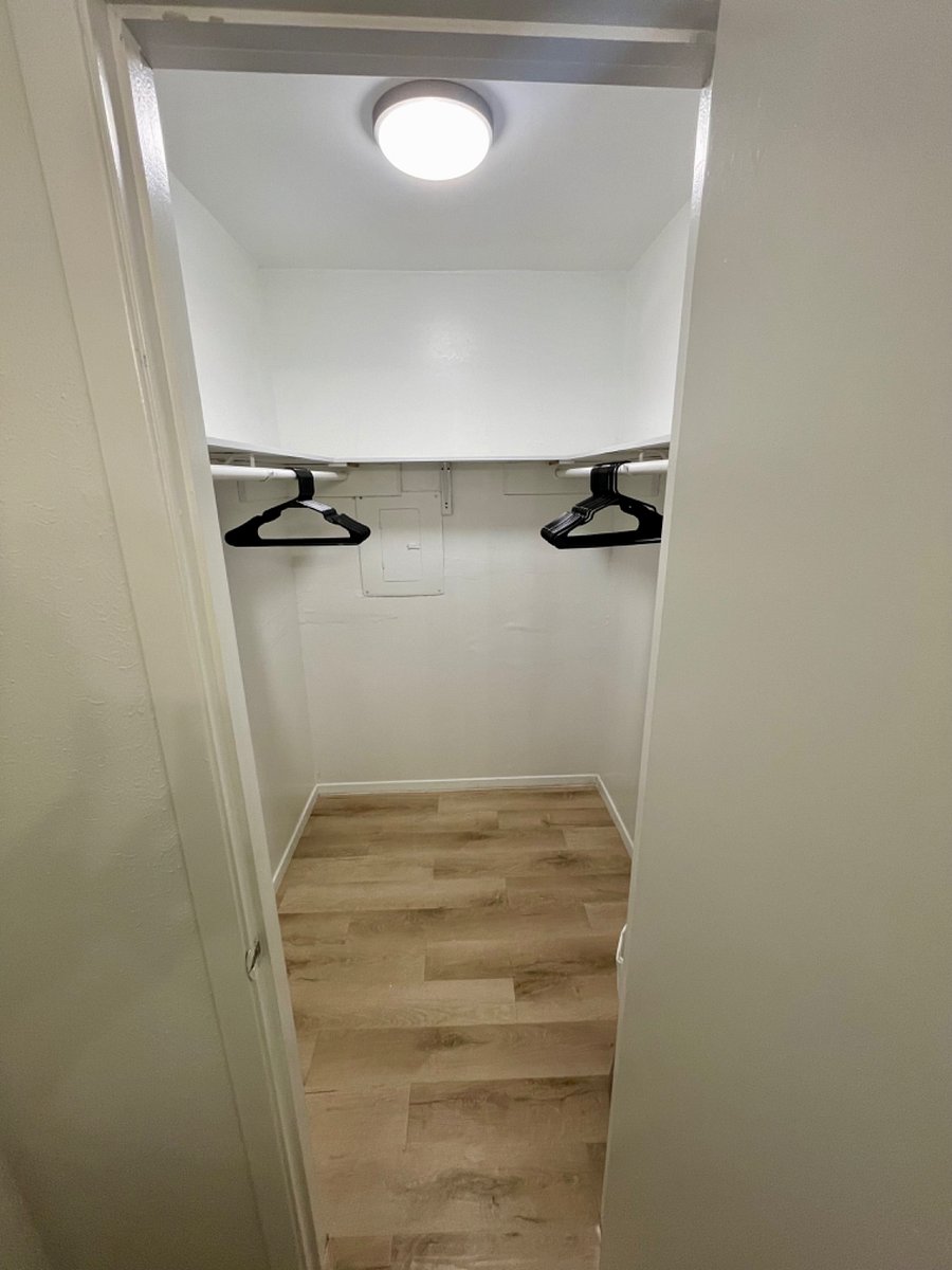 Furnished Finder property 426019_2 photo 14