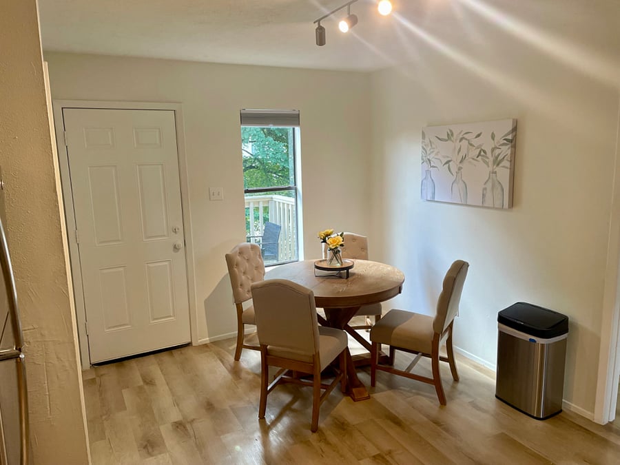 Furnished Finder property 426019_2 photo 6