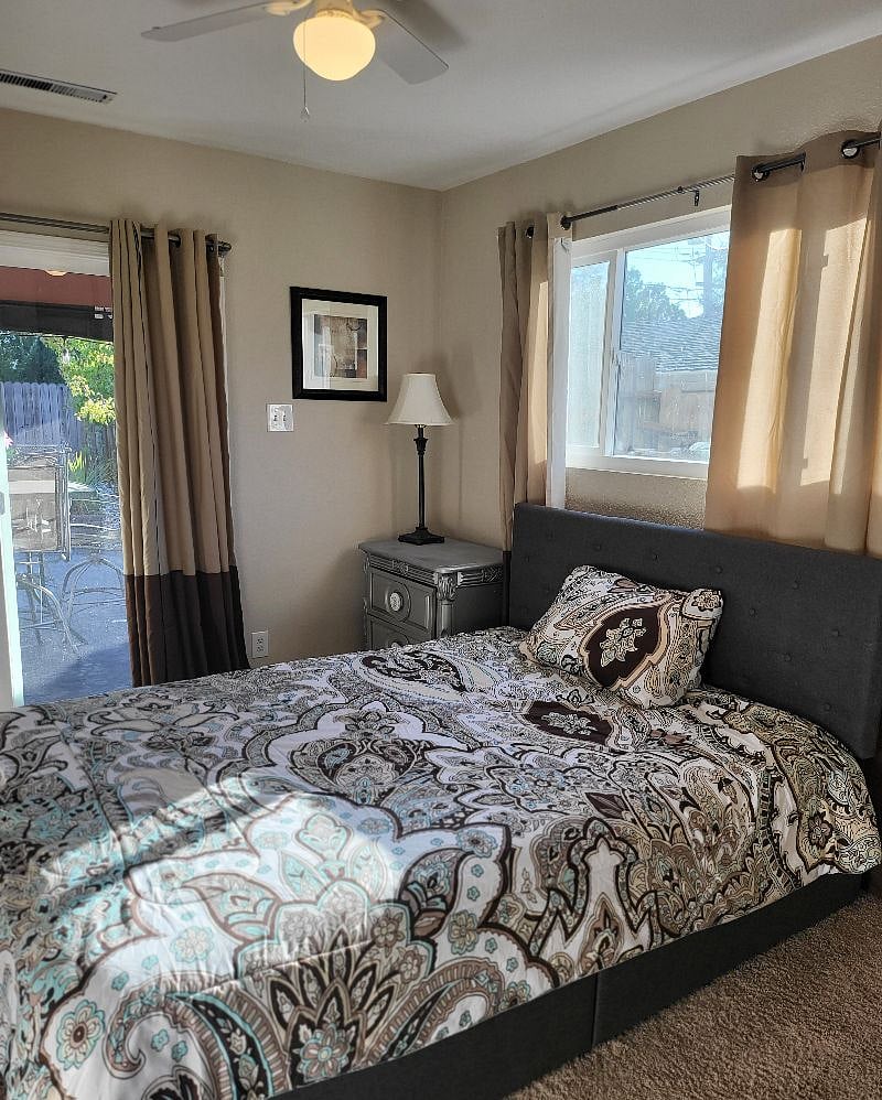 Furnished Finder property 426044_1 photo 8