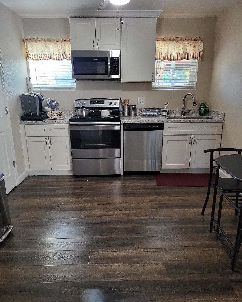 Furnished Finder property 426044_1 photo 9