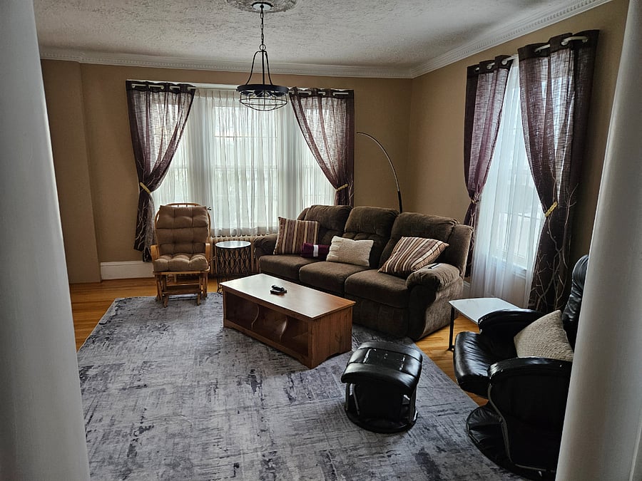 Furnished Finder property 426061_1 photo 3