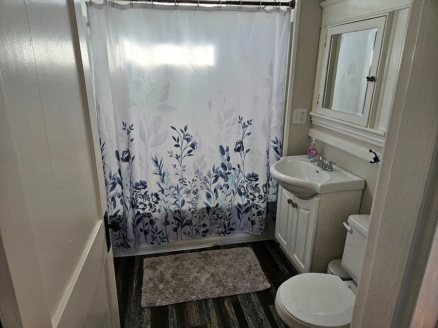 Furnished Finder property 426061_2 photo 7