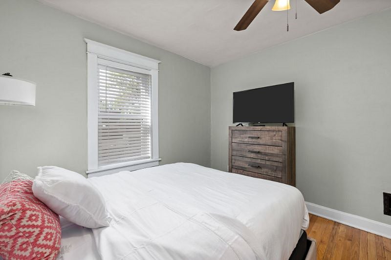 Furnished Finder property 426094_2 photo 14