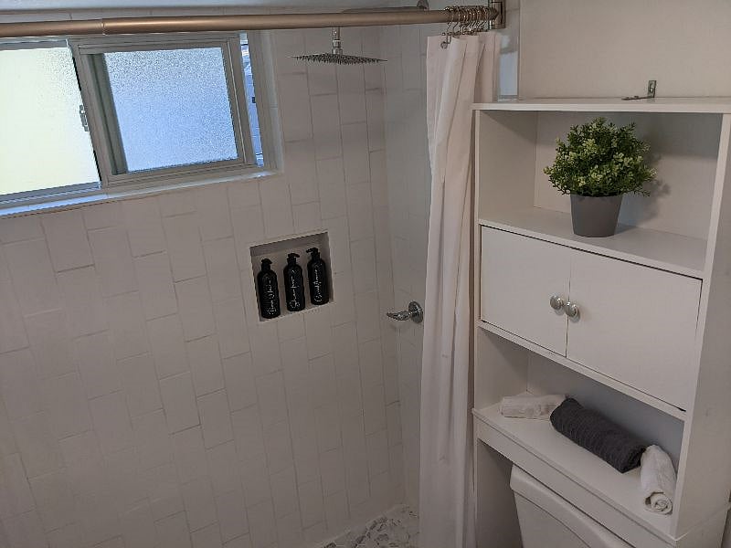 Furnished Finder property 426095_2 photo 7
