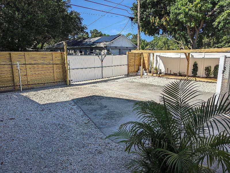Furnished Finder property 426095_2 photo 14