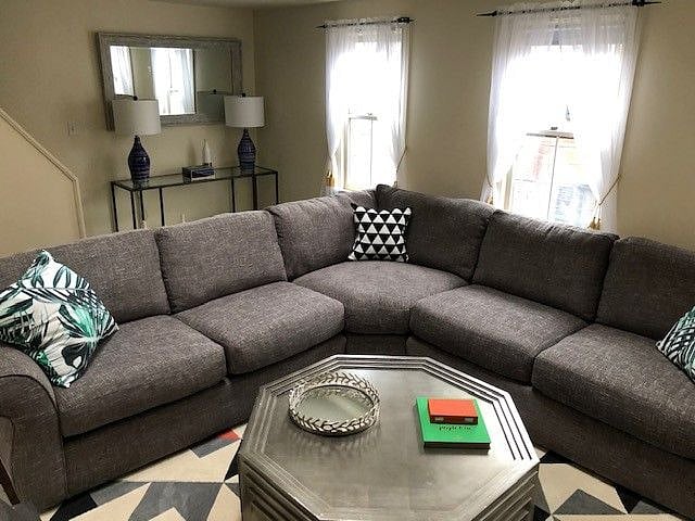 Furnished Finder property 426184_1 photo 3