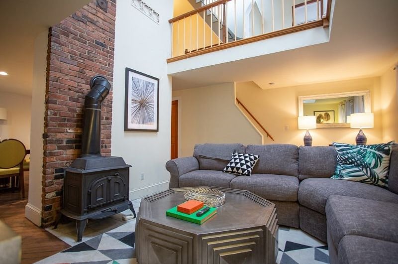 Furnished Finder property 426184_1 photo 1