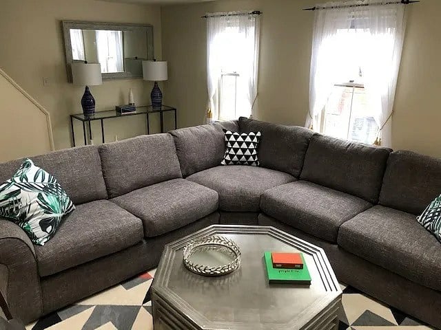 Furnished Finder property 426184_2 photo 4