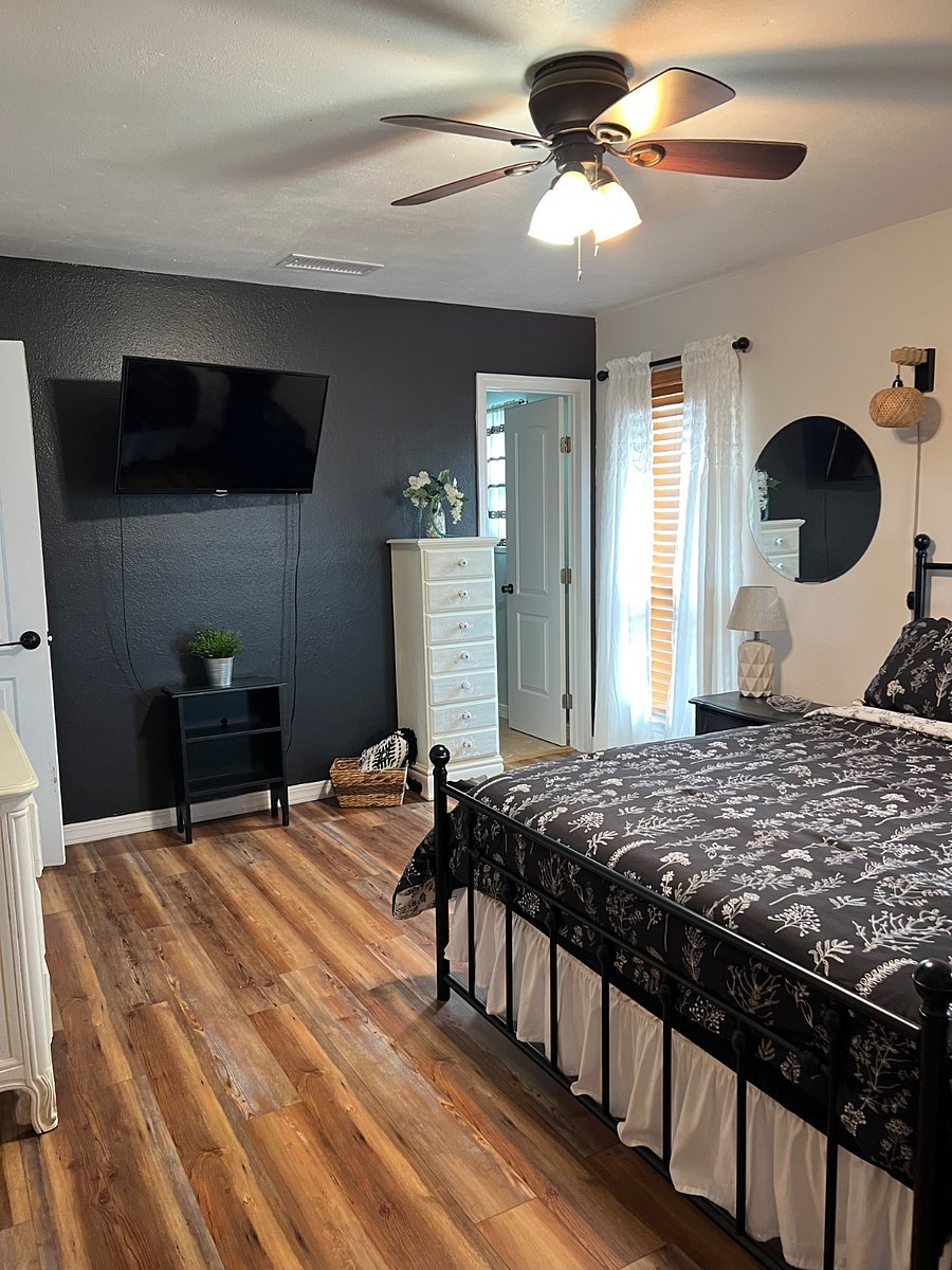Furnished Finder property 426302_2 photo 9