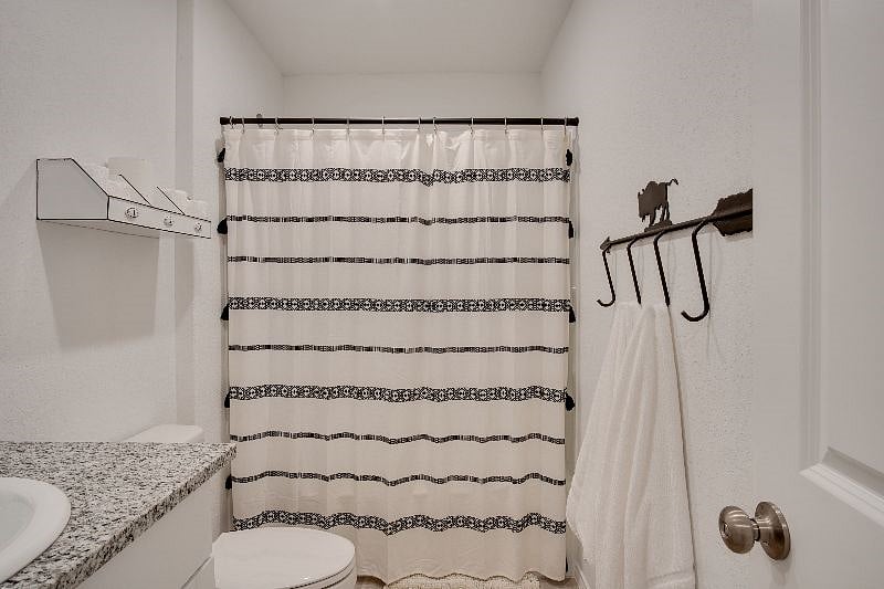 Furnished Finder property 426323_1 photo 20