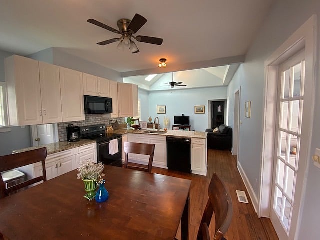 Furnished Finder property 426360_1 photo 8