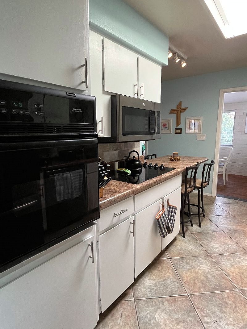 Furnished Finder property 426394_1 photo 12
