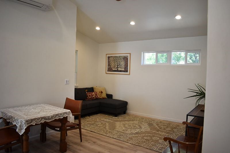 Furnished Finder property 426399_1 photo 5