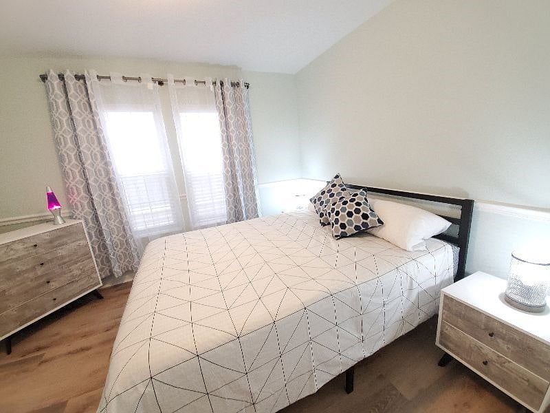 Furnished Finder property 426417_1 photo 8
