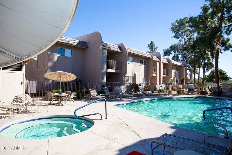 Jacuzzi and 1st smaller pool