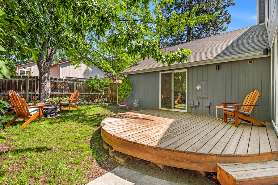 Back deck & yard