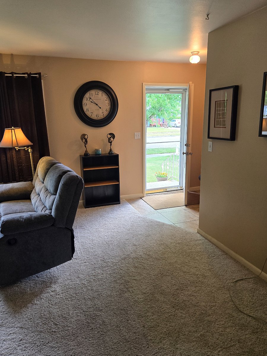 Furnished Finder property 426526_2 photo 3