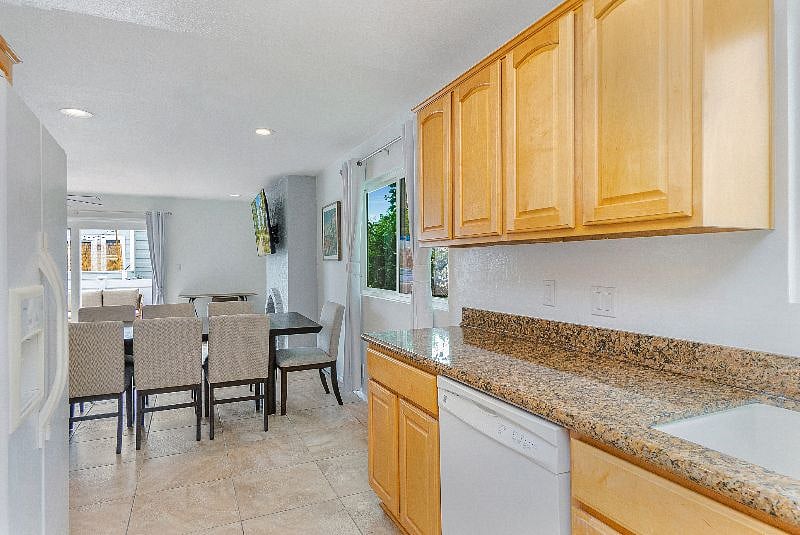 Furnished Finder property 426543_1 photo 15